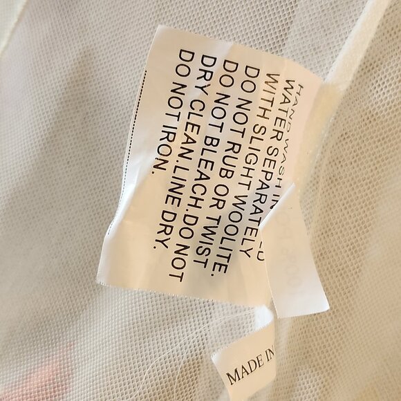 💥WOW! MANDALAY Fairy Sheer Appliqué Ruffled Collar Blouse Top Embellished Y2k - Picture 16 of 16